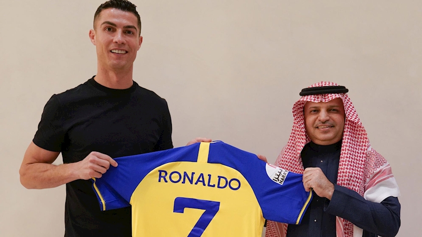 Iranpress: Ronaldo signs $75 million deal with Saudi Arabia