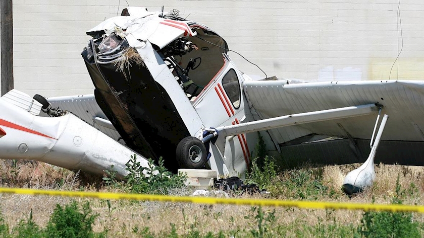 Iranpress: Pilot killed in training aircraft crash in India