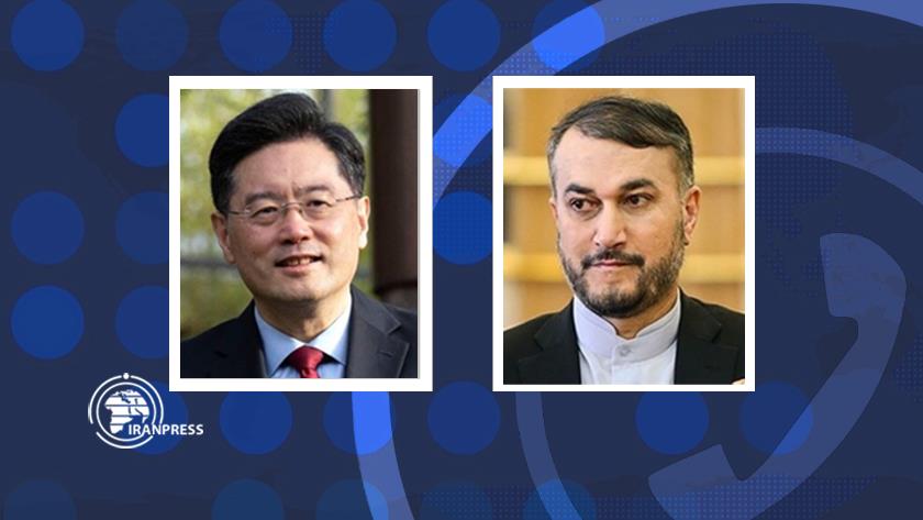 Iranpress: Iran, China FMs confer on bilateral, int