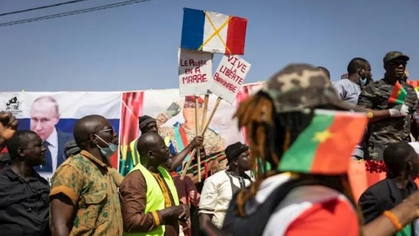 Iranpress: Burkina Faso wants French troops out