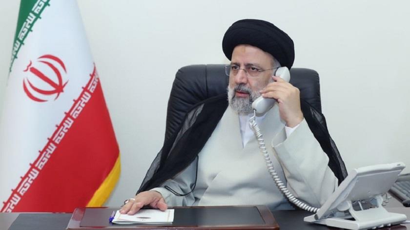 Iranpress: Raisi urges speeding up relief efforts for earthquake victims