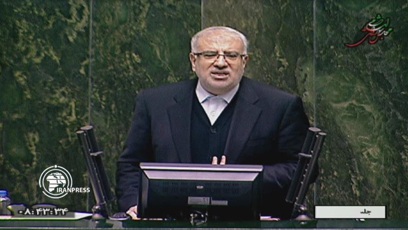 Iranpress: Oil Minister says no gas cut-off so far in Iran