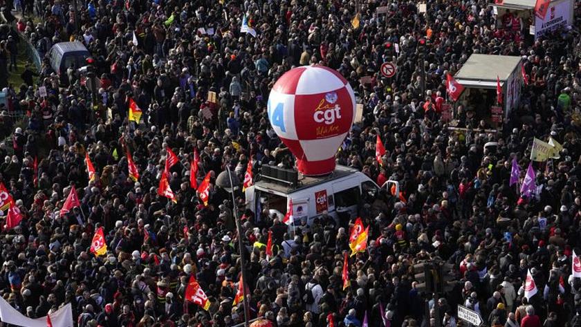 Iranpress: Millions of French protest against pension age rise