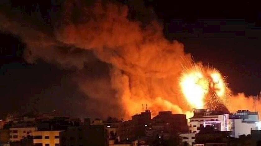 Iranpress: Israel conductes air strike on Gaza strip