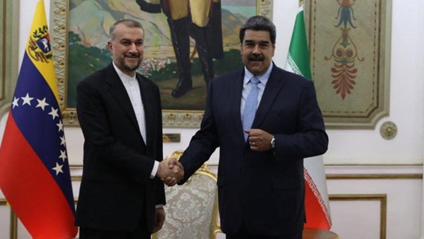 Iranpress: Iran, Venezuela confer on boosting bilateral ties