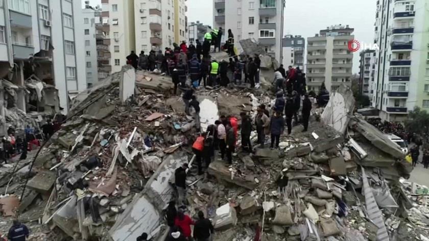 Iranpress: Earthquake death toll passes 7,700 in Türkiye and Syria 