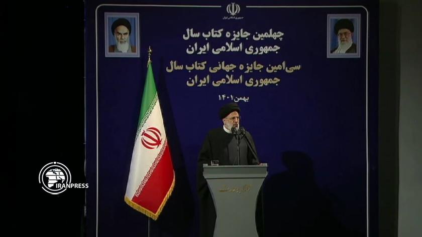 Iranpress: President: Books tools for protection of Iranian civilization