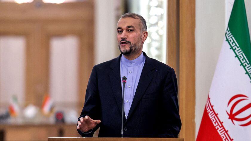 Iranpress: FM: Iran not a place for velvet coup