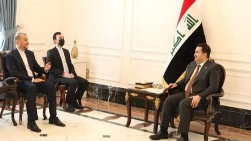 Iranpress: Iranian FM, Iraqi PM review issues of bilateral interest