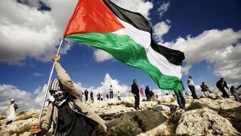 Iranpress: Palestinians hold demonstration against Aqaba meeting