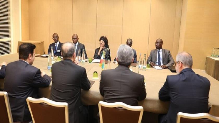 Iranpress: Iran FM meets with Senegalese counterpart