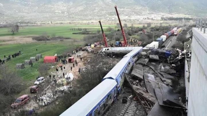 Iranpress: Greece train crash death toll rise to 40 people