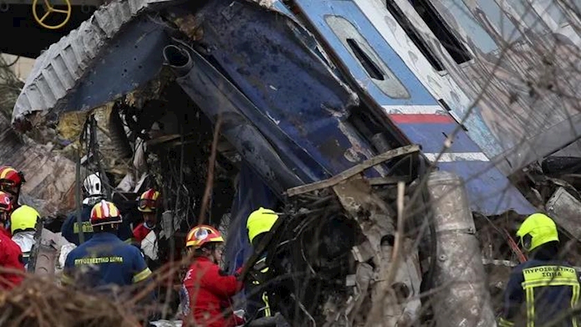 Iranpress: Death toll keeps rising in Greece’s deadliest train crash