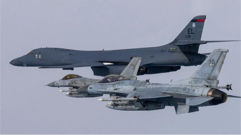 Iranpress: S Korea, US to hold joint military drills despite N Korea warning