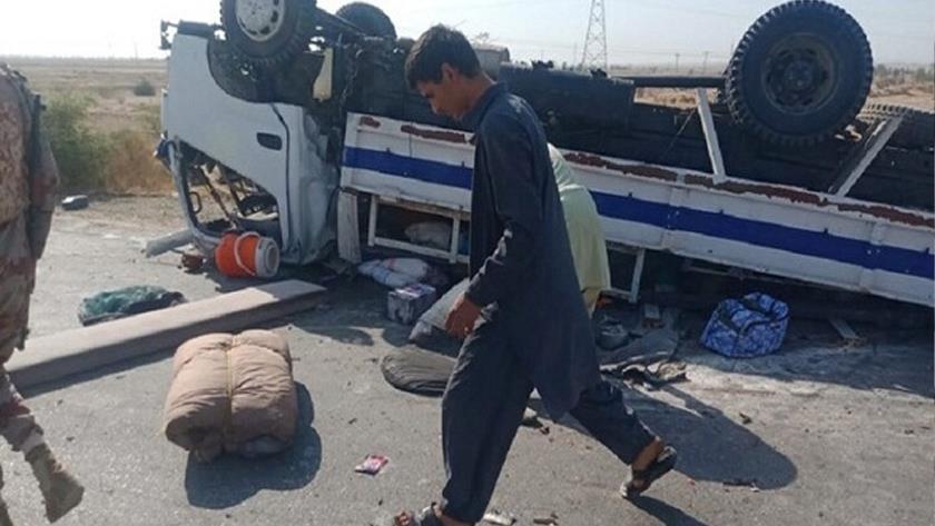 Iranpress: Pakistan: Nine security officers killed in suicide attack 