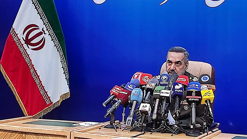 Iranpress: Iran has had unique success in exports: Defense Minister 