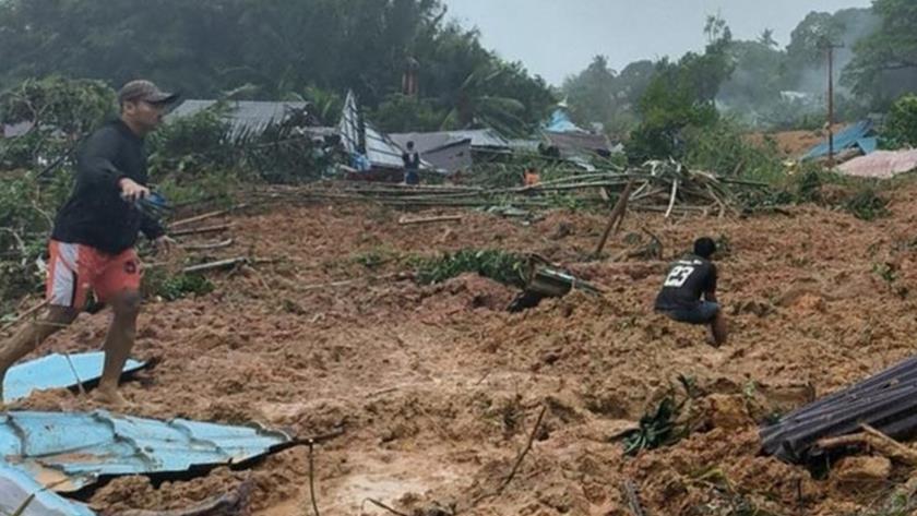 Iranpress: At least 10 killed as landslides hit western Indonesia
