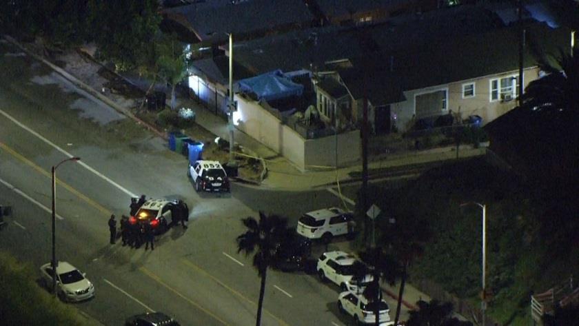 Iranpress: US Shooting: Three Los Angeles police officers shot, suspect dead 