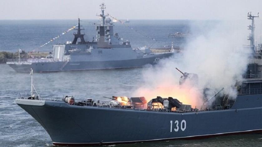 Iranpress: Iran, China, Russia to hold Joint naval exercise 