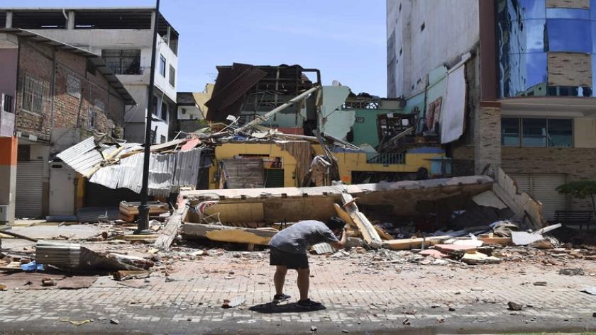 Iranpress: Strong earthquake kills at least 14 in Ecuador, 1 in Peru