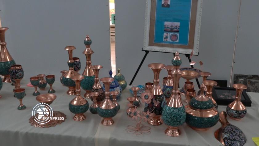 Iranpress: Almaty hosts Iranian handicrafts exhibition 