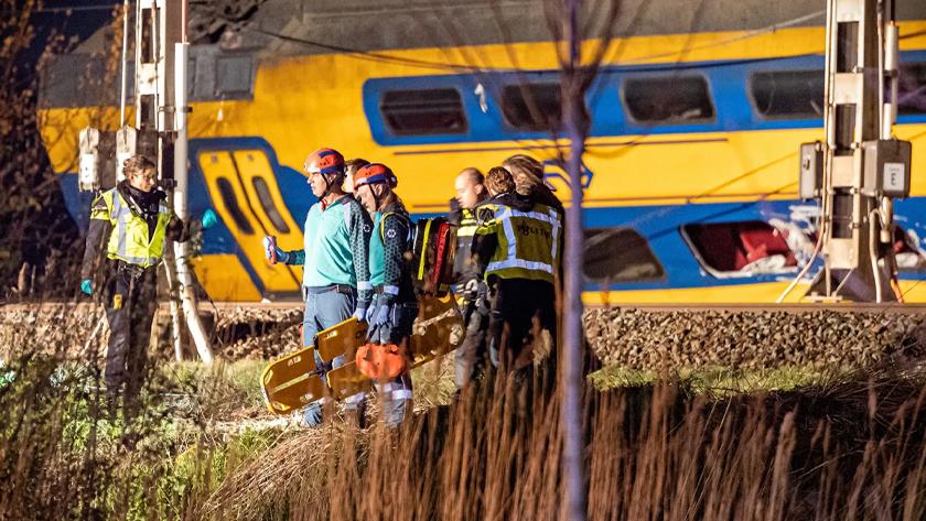 Iranpress: One killed, 30 injured in Netherlands train accident