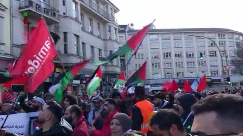 Iranpress: Berliners pour onto streets in support of Palestinians