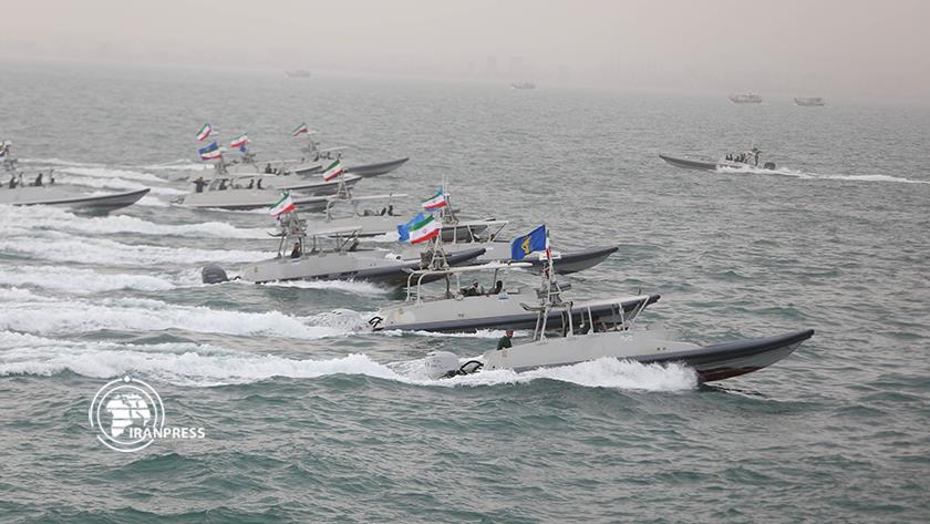 Iranpress: Biggest naval parade held on occasion of Quds Day