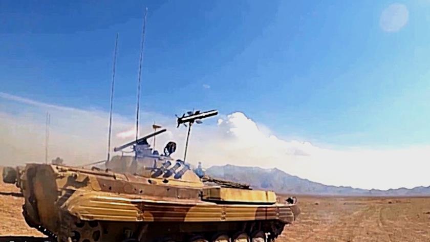 Iranpress: Iran tests top-attack missile successfully