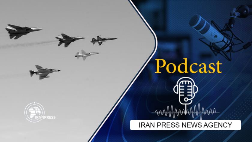 Iranpress: Podcast: Iran unveils new military equipment in National Army Day