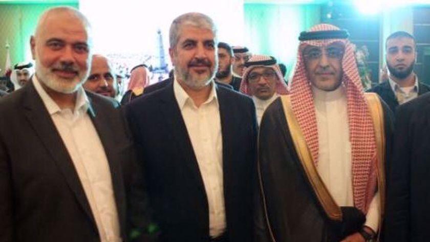 Iranpress: High-ranking Hamas delegation visits Saudi Arabia