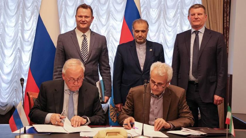 Iranpress: Iran, Russia ink MoU to enhance int