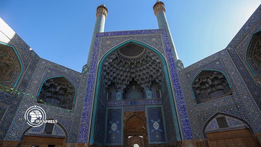 Iranpress: Imam Mosque in Isfahan; glory of Iranian architecture