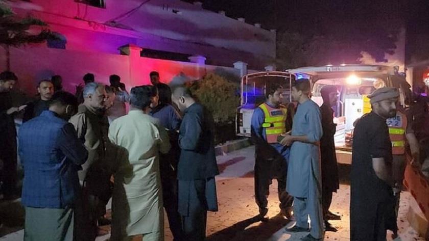Iranpress: Blast in Pakistan leaves 12 dead and 50 injured