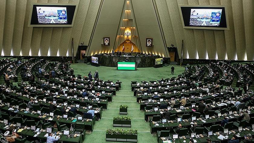 Iranpress: Second student parliament kicks off
