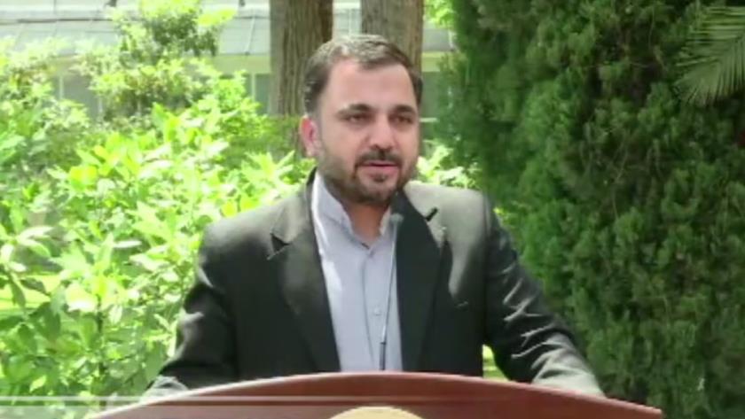Iranpress: Domestic messengers observe privacy: Iran ICT minister