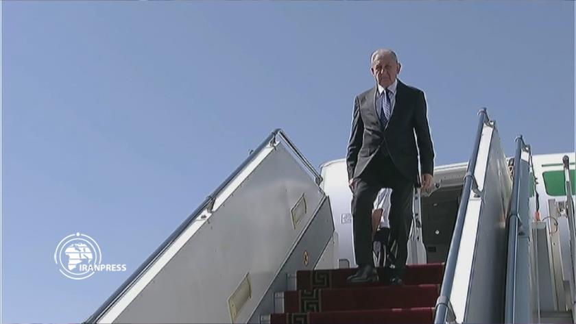 Iranpress: Iraqi president arrives in Tehran