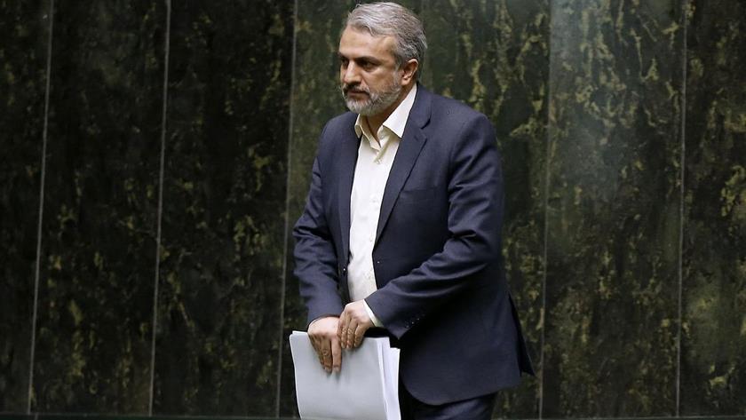 Iranpress: Parliament impeaches minister of industry