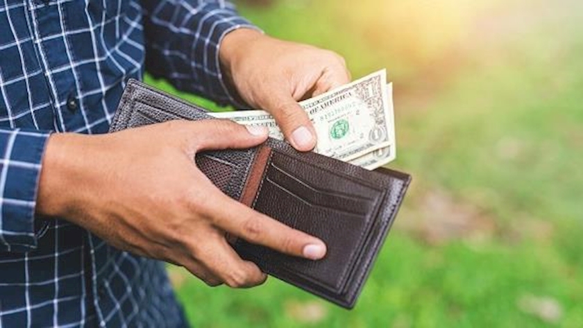 Iranpress: Majority of US millennials are living paycheck to paycheck