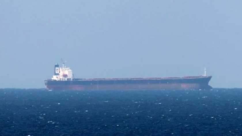 Iranpress:  US Navy says Iran seized Panama-flagged oil tanker in Strait of Hormuz