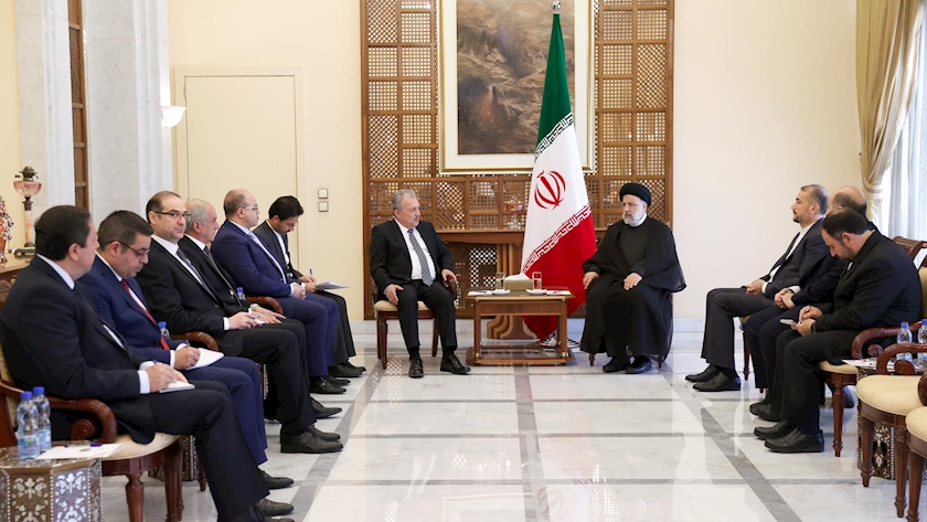 Iranpress: Iran, Syria should expand relation in all fields: President Raisi