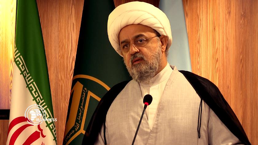 Iranpress: Tehran hosts memorial ceremony for Ayatollah Taskhiri 