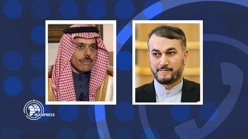Iranpress: Iran, Saudi Arabia FMs discuss restoration of bilateral ties