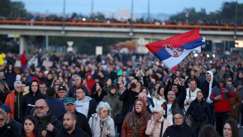Iranpress: Protesters march in Serbia to demand better security after shootings