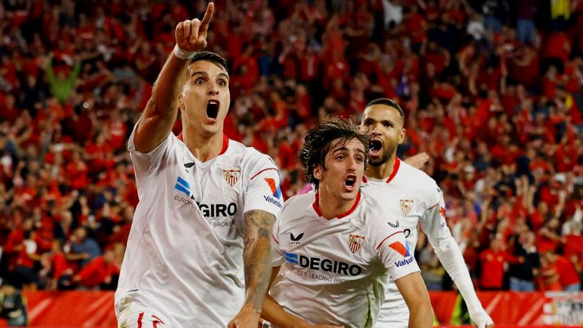 Iranpress: Sevilla 2 Juventus 1 (3-2 Aggregate)
