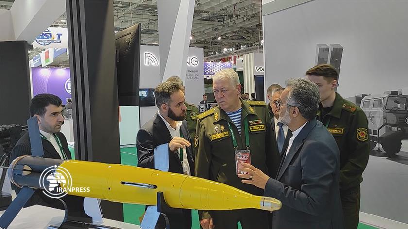 Iranpress: Iran participates in 11th International Exhibition of Arms, Military Machinery 