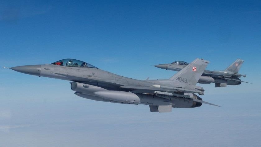 Iranpress: Russia warns Western countries over F-16 supply to Ukraine