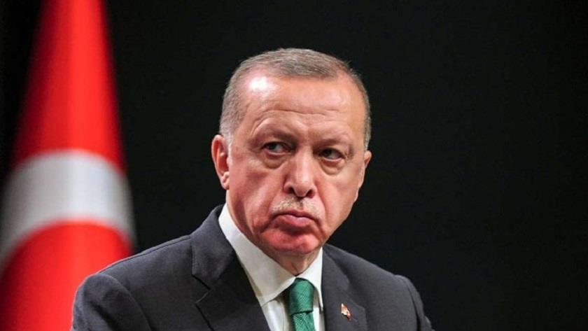 Iranpress: Attack on Turkish consulate in New York; Erdogan urged investigation