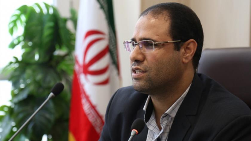 Iranpress: Iranian President introduces Sahraei as new Education Minister candidate 