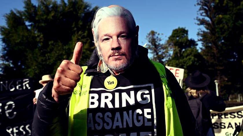 Iranpress: Australians rally in Sydney to demand release of Julian Assange